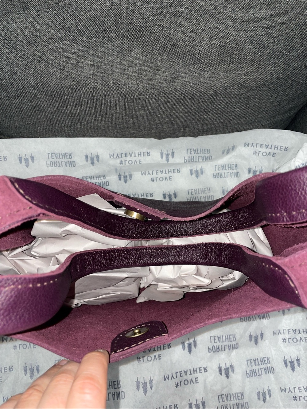 Portland Leather Plum Purple Shoulder Bag - Picture 10 of 14